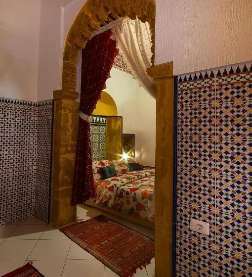 ファミリーステューディオ, Riad Dar Jabador