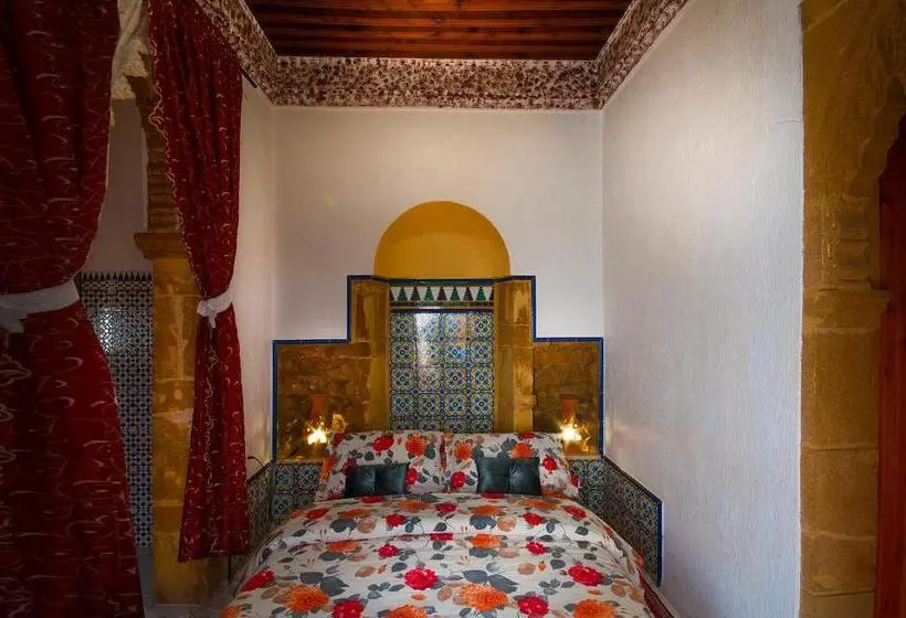 ファミリーステューディオ, Riad Dar Jabador