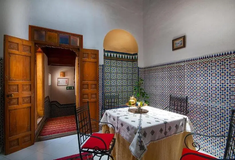 ファミリーステューディオ, Riad Dar Jabador