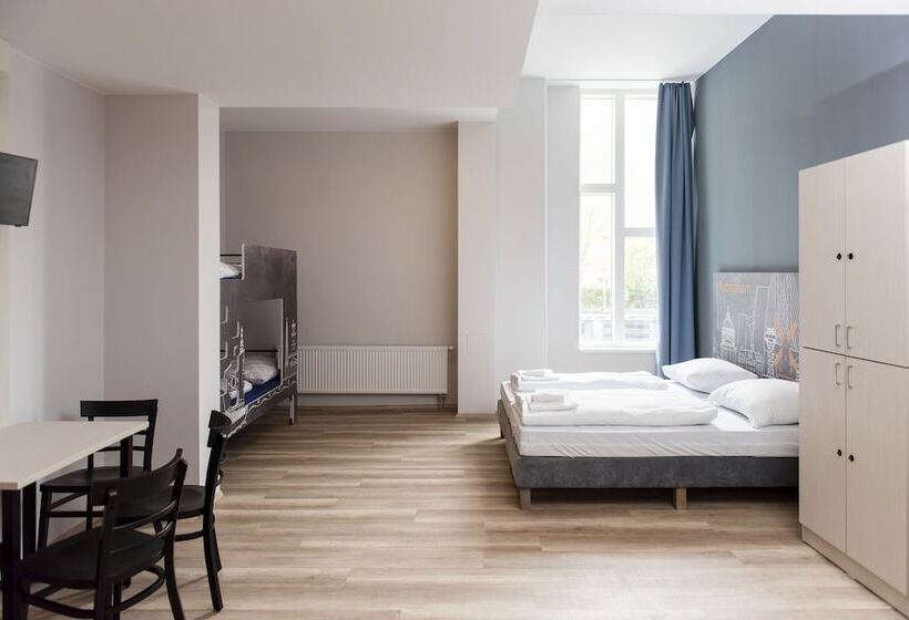 Кровать в Общей Комнате, a&o Copenhagen Nørrebro