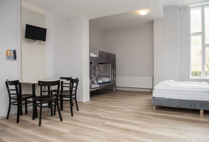 Кровать в Общей Комнате, a&o Copenhagen Nørrebro