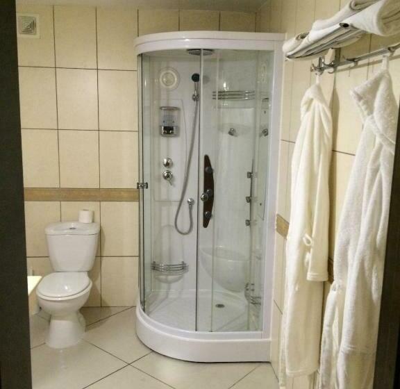 Номер Deluxe, Colosseum