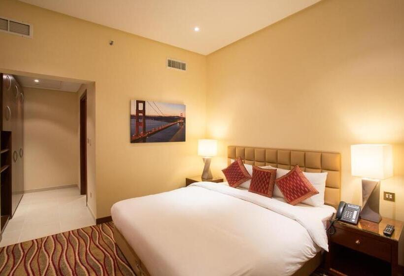 سوییت جونیور با چشمانداز دریا, Dalal City