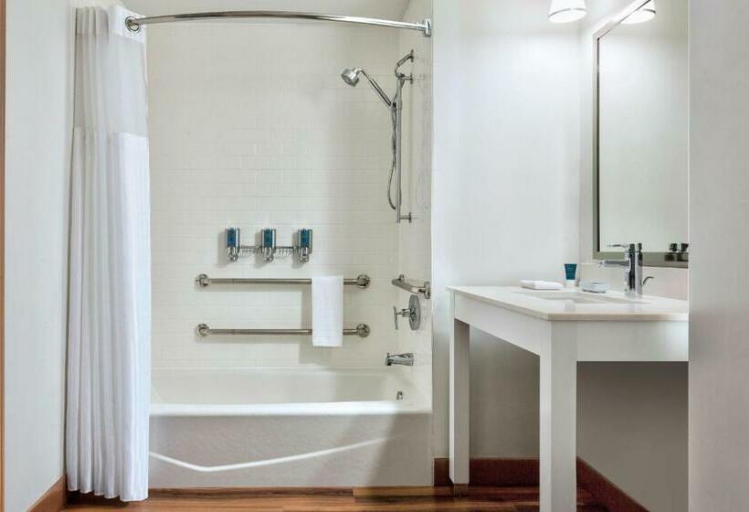 غرفة سوبيريور, Four Points By Sheraton Dallas Fort Worth Airport North