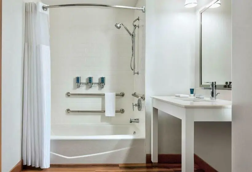Superior-huone, Four Points By Sheraton Dallas Fort Worth Airport North