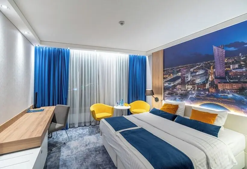 Superior-huone, Golden Tulip Warsaw Airport