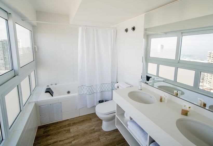 디럭스 스위트, Gran Cavancha Hotel & Apartment