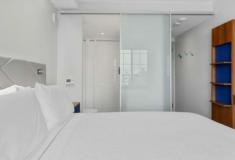 스탠다드 룸 더블 침대, Motto By Hilton Washington Dc City Center