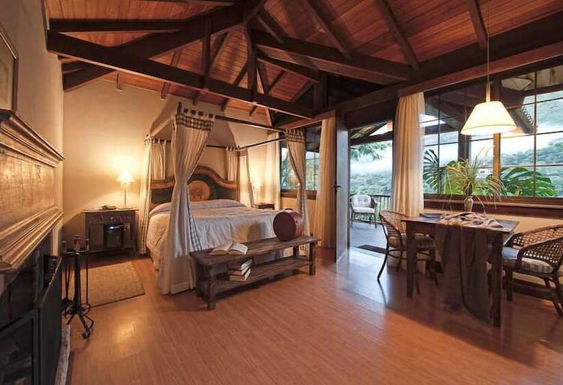 בקתת חדר, Pousada Les Roches