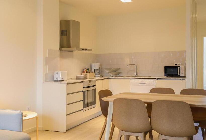 سوییت سوپریور, Spot Family Suites