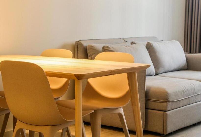 سوییت سوپریور, Spot Family Suites