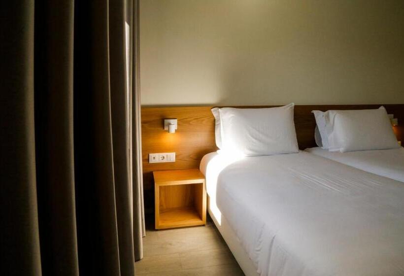 سوییت سوپریور, Spot Family Suites