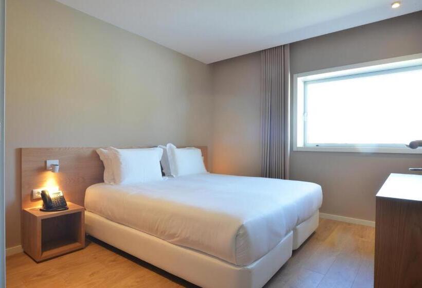 سوییت جونیور, Spot Family Suites