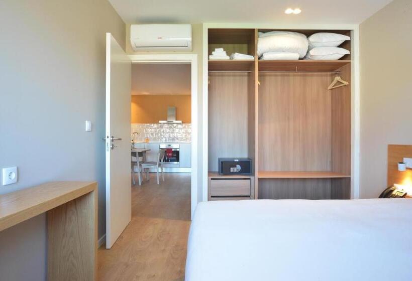 سوییت جونیور, Spot Family Suites