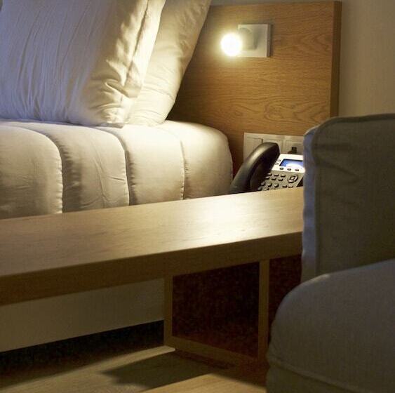 اتاق سوپریور, Spot Family Suites