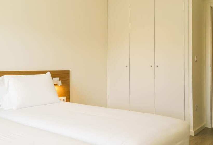 سوییت سوپریور, Spot Family Suites