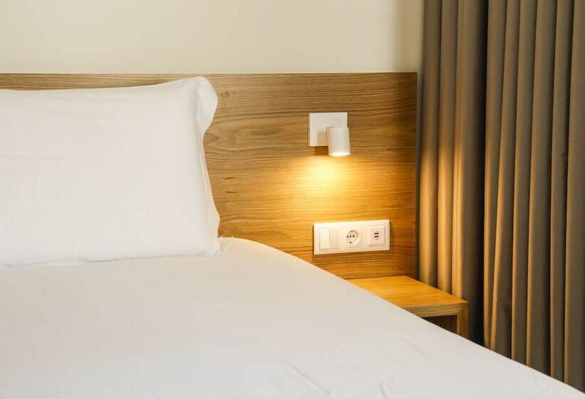 سوییت سوپریور, Spot Family Suites