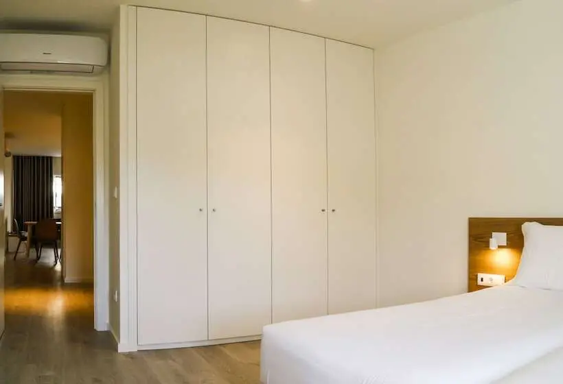 سوییت سوپریور, Spot Family Suites