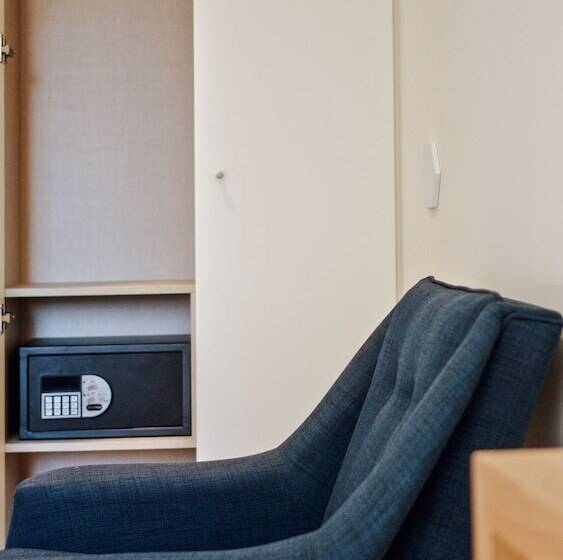 سوئیت مستر, Spot Family Suites