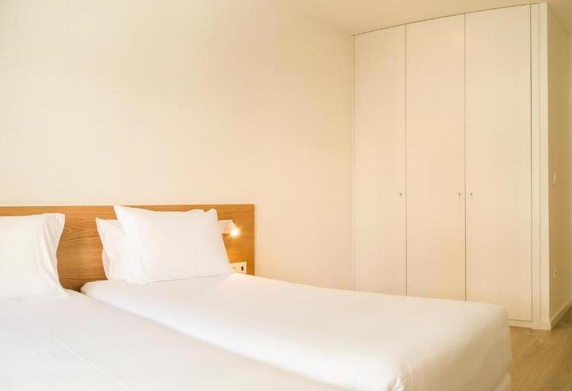 سوییت سوپریور, Spot Family Suites