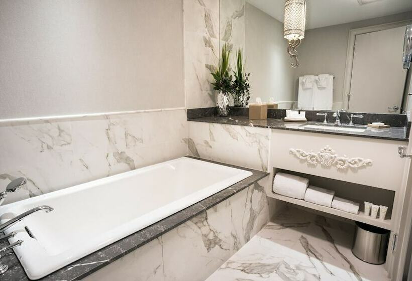 اتاق استاندارد با 2 تخت دوبل, The Ivey S