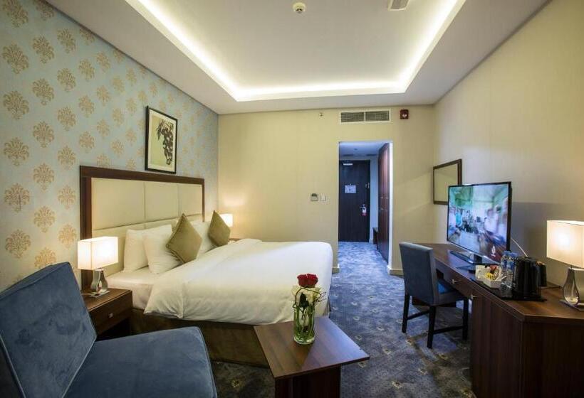 اتاق لوکس با تخت بزرگ, The Town Hotel Doha