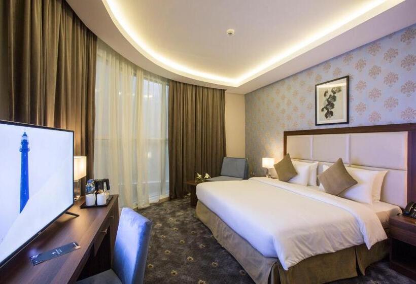 اتاق سوپریور با تخت بزرگ, The Town Hotel Doha
