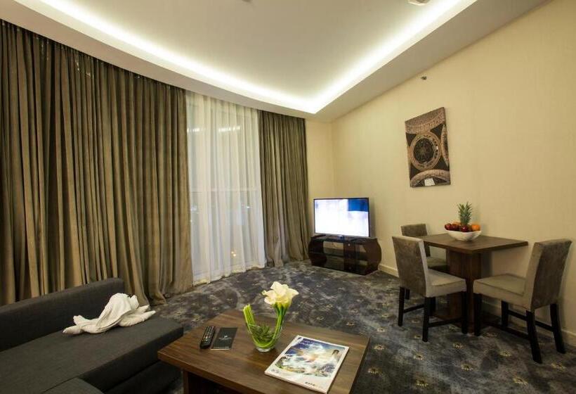 سوییت اجرایی, The Town Hotel Doha