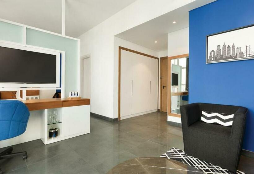 سوئیت پریمیوم, Tryp By Wyndham Dubai