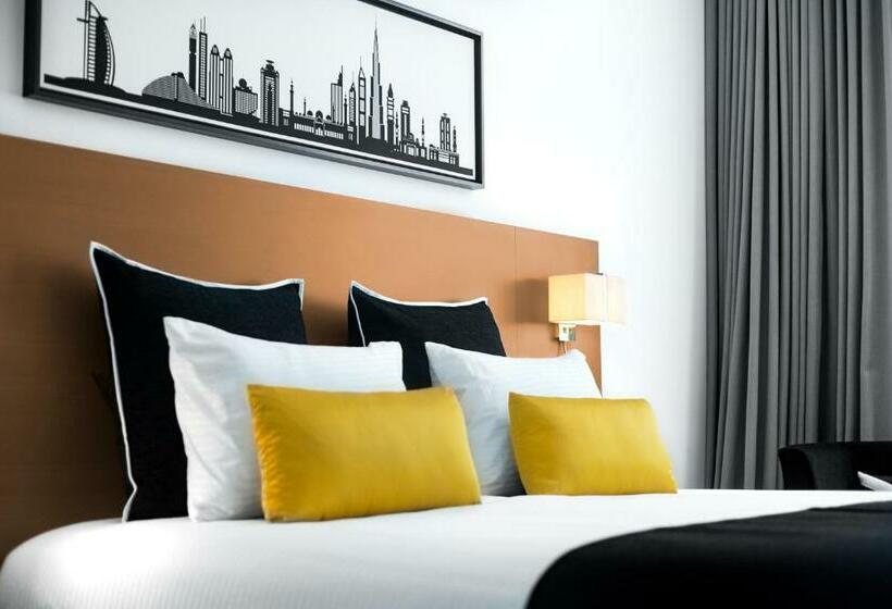 اتاق استاندارد با تخت بزرگ, Tryp By Wyndham Dubai