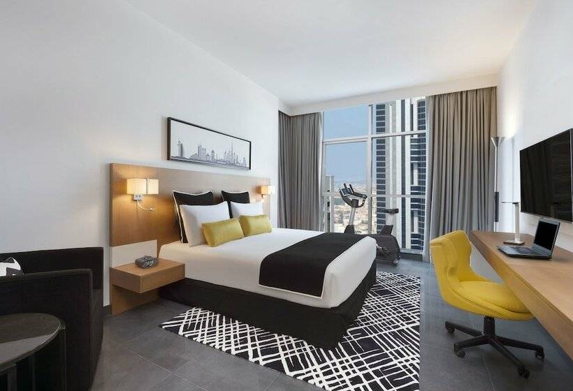 اتاق استاندارد با تخت بزرگ, Tryp By Wyndham Dubai
