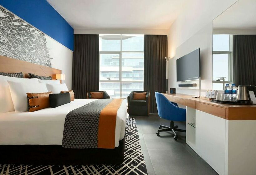 اتاق استاندارد با تخت بزرگ, Tryp By Wyndham Dubai