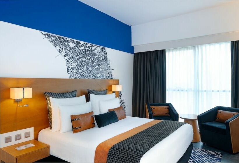 اتاق استاندارد با تخت بزرگ, Tryp By Wyndham Dubai