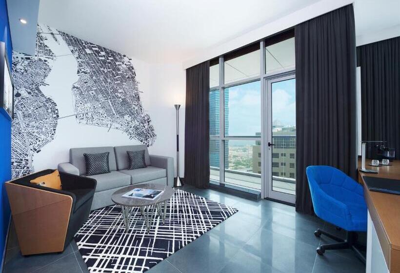 سوئیت پریمیوم, Tryp By Wyndham Dubai
