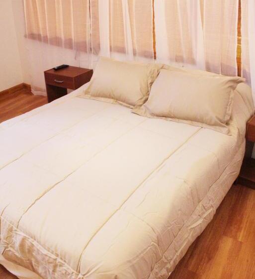 带共用浴室的标准房间, Velero Centro