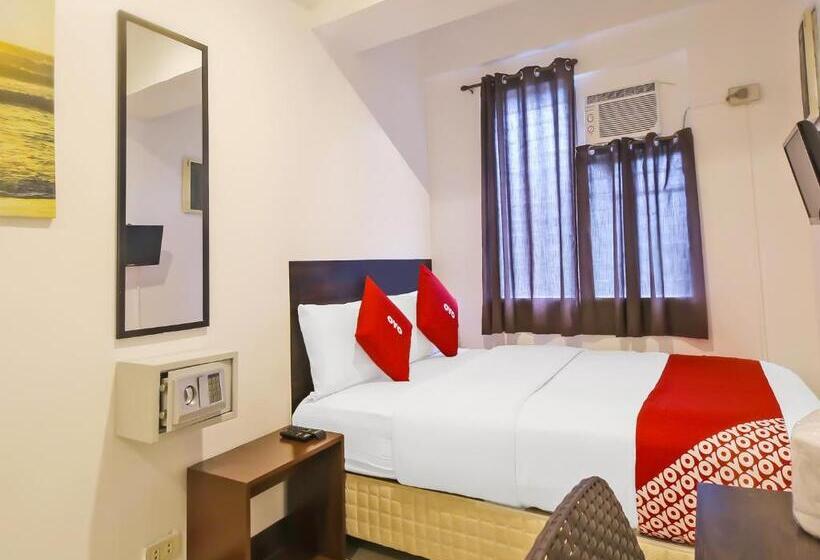 Номер Стандарт, Zen Rooms Makati City Hall