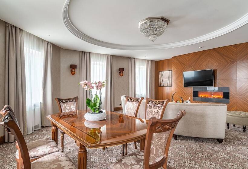 جناح بريميوم, Lotte Hotel St.petersburg