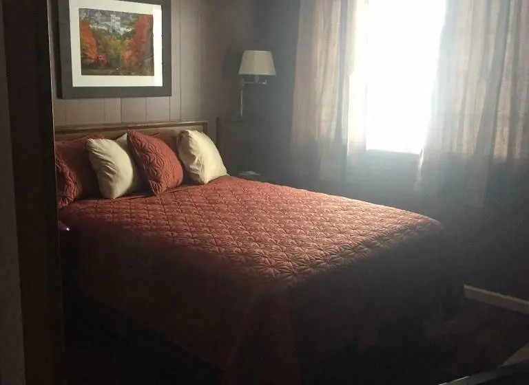 スタンダードルーム, Adoba® Hotel Naubinway