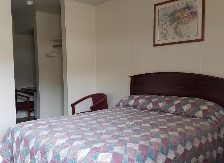 غرفة قياسية, Greenwell Motel