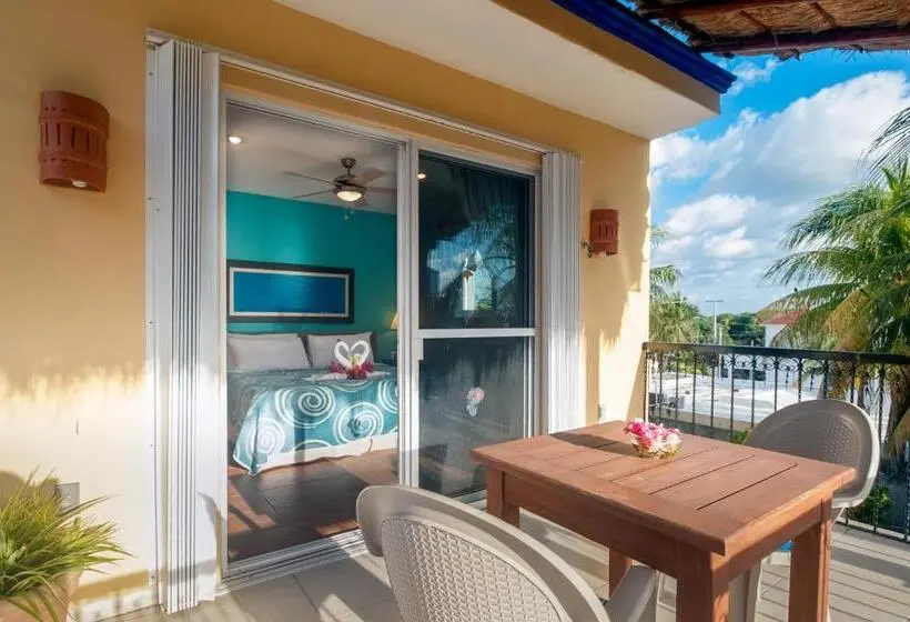 آپارتمان 1 خوابه با تراس, Abbey Del Sol   Tropical Escape Near Beach In Puerto Morelos