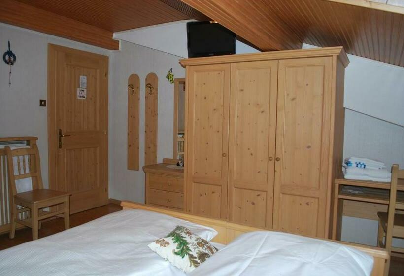 חדר סטנדרט, Albergo Pineta