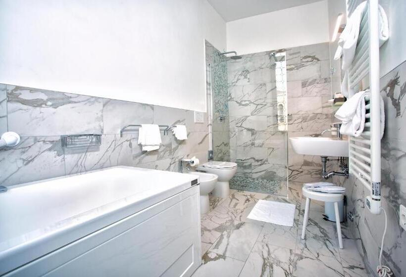 Deluxe Suite, Ca Nobile Corner