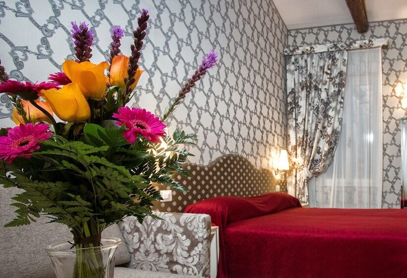 Junior Suite, Ca Nobile Corner