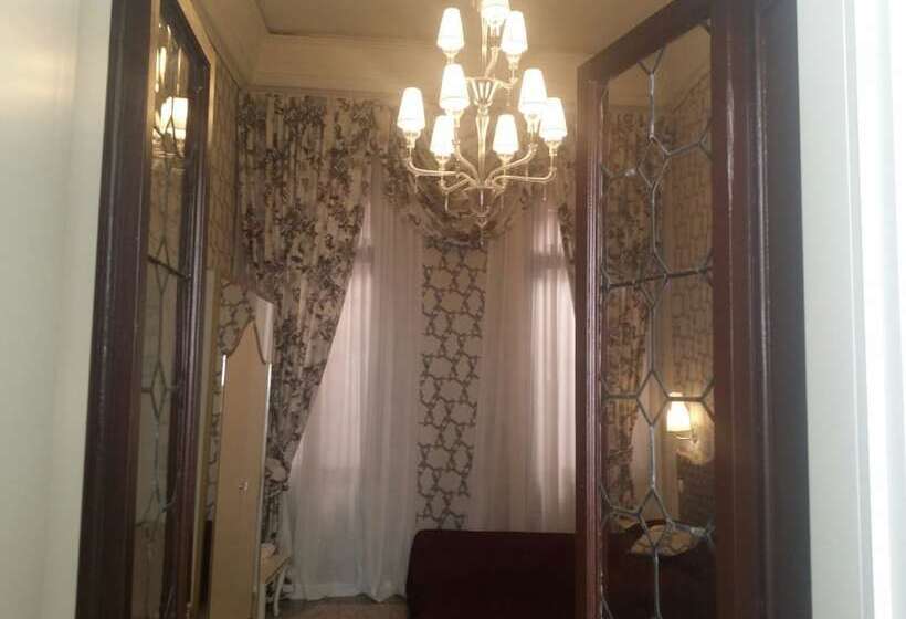 Superior Room, Ca Nobile Corner