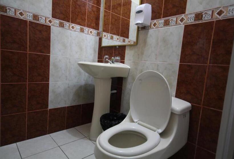 غرفة قياسية فردية, Coca Imperial