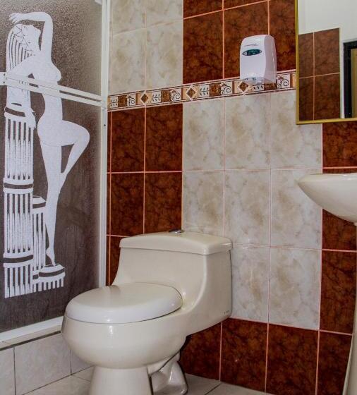 غرفة قياسية ثلاثية, Coca Imperial