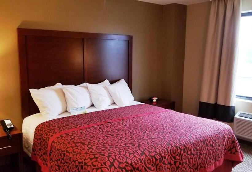 身障者適用キングサイズベッドルーム, Days Inn By Wyndham Brooklyn Marine Park