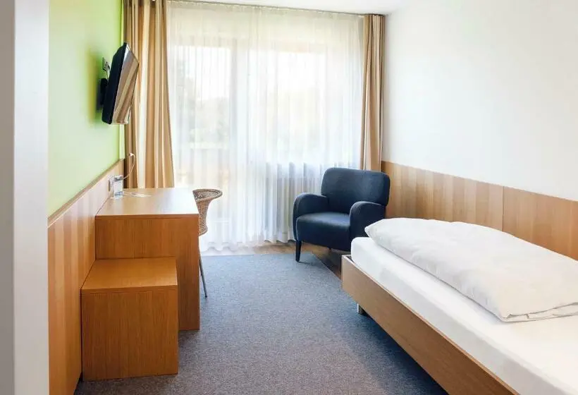 Standard Yhden Hengen Huone, Gastehaus St Theresia Bodensee