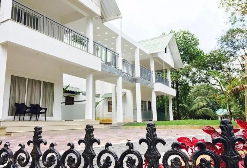 Chambre Supérieure, Holiday Vagamon