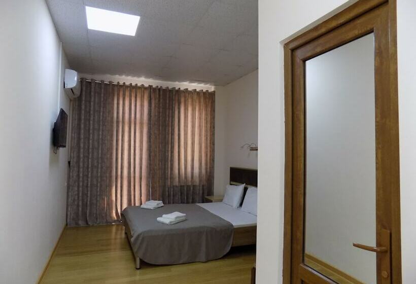 اتاق استاندارد, Mars